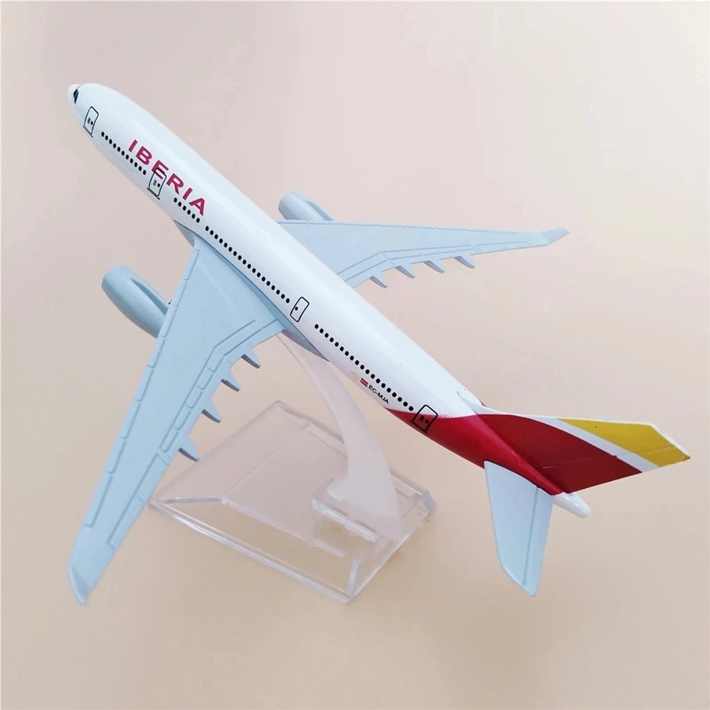 16CM 1:400 Scale Airplanes Airbus A330 Spain Iberia Airlines Aircraft Model Plane Metal Diecast Kids Gift Collectible Display