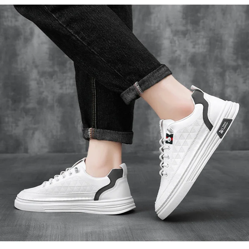 

Outdoor Fashion Breathable Walking White Footwear Teenagers New Size 39-44 Men Casual Sneakers Leather Flat Shoes