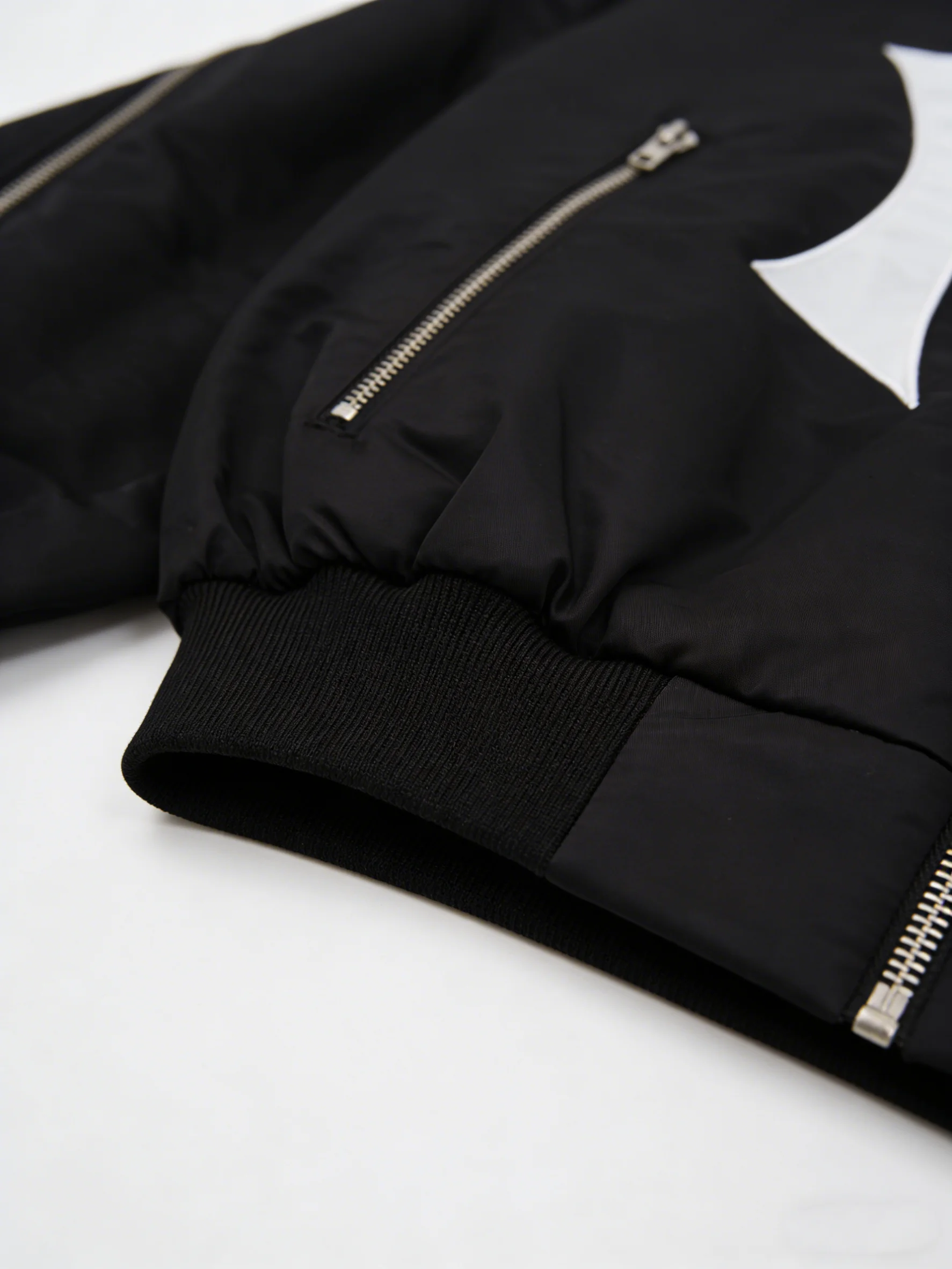 Übergroße NY-Grafik-Jacke mit Stehkragen, mehreren Reißverschlüssen, Vintage-Streetwear, wattierter Mantel, Y2K Hip-Hop Casual Moto – Detail 13