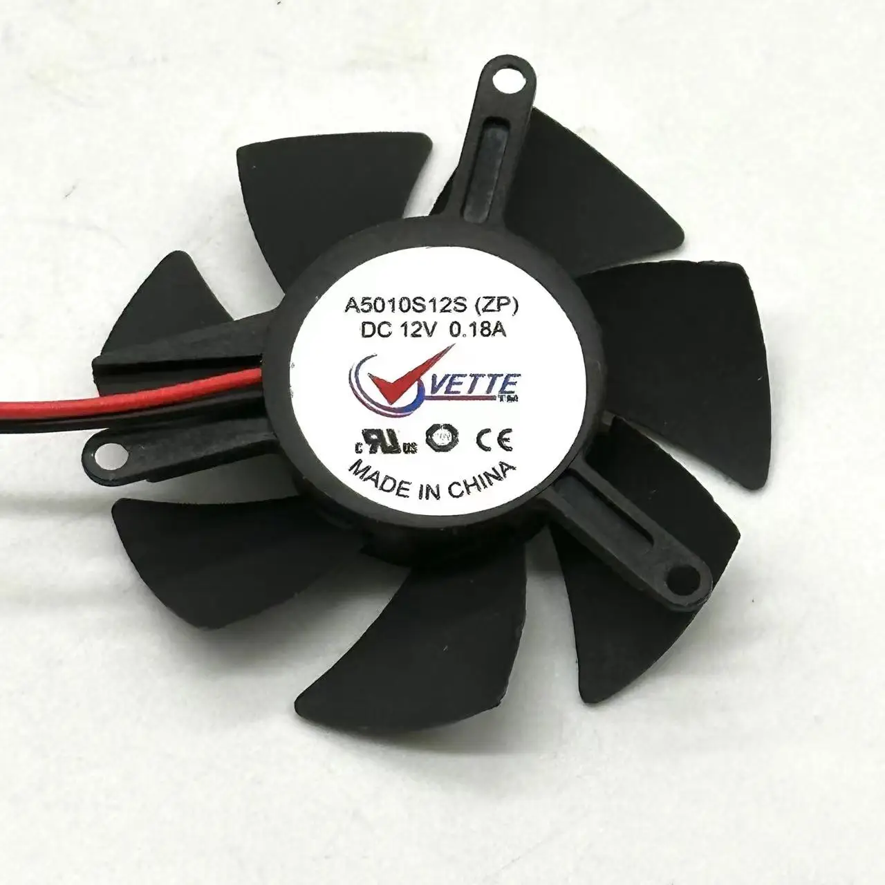 

VETTE A5010S12S DC 12V 0.18A Dia.47mm C.T.C 39mm 2-Wire Server Cooling Fan