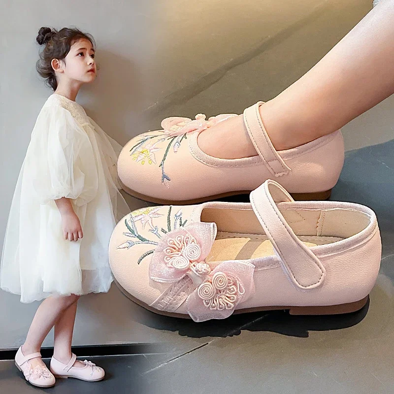 Girls Casual Shoes Spring Autumn New Pink Soft Girls Single Shoes Green Embroidery Flat Kid Girls Small Leather Shoes Sandals