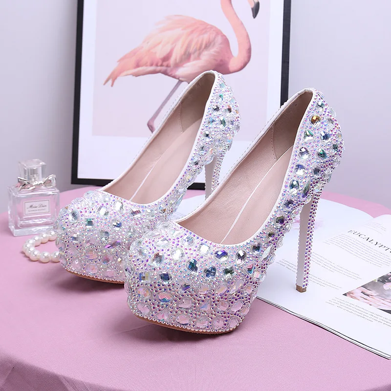 

2020 New Flash Diamond Shallow Mouth Waterproof Platform Size Fashion Banquet Wedding Shoes