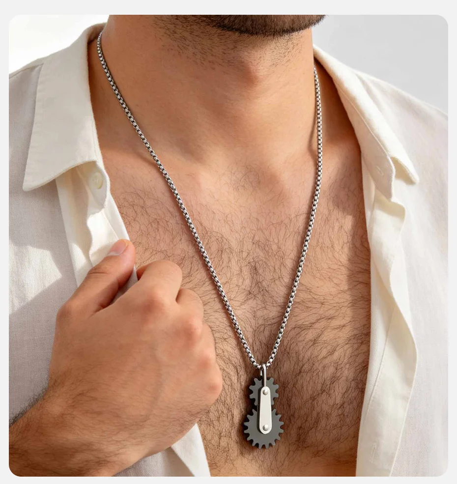 Vnox Drehbare Zahnrad-Anhänger-Halskette für Männer, Edelstahl-Kastenkette in Schwarz und Silber, Punk-Biker-Mechanik-Schmuck, Geschenk – Detail 2