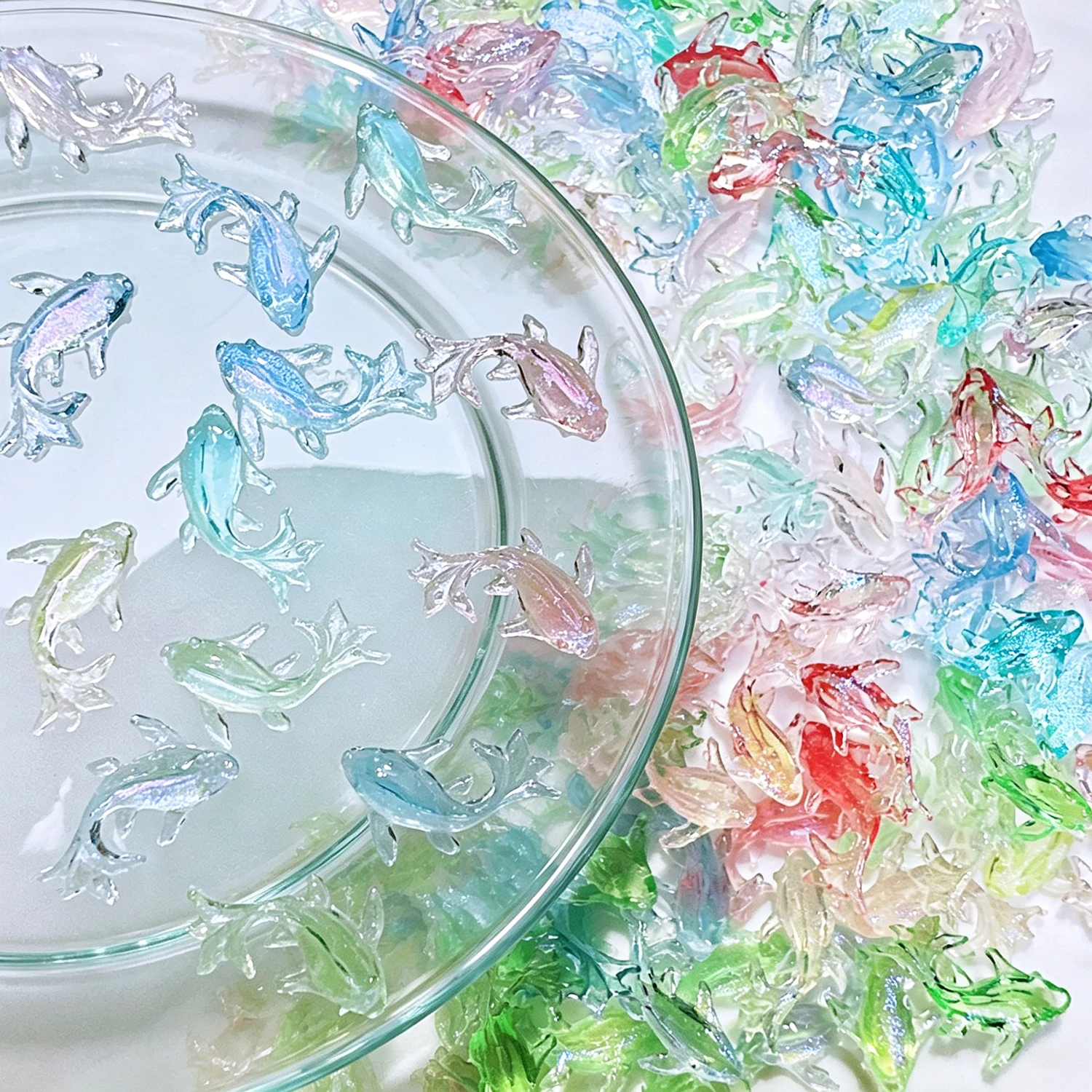 50Pcs 3D Aurora Transparent Little Fish Nail Charms Mixed Goldfish Nails Decorations Shiny Resin Koi for Summer Manicure Design