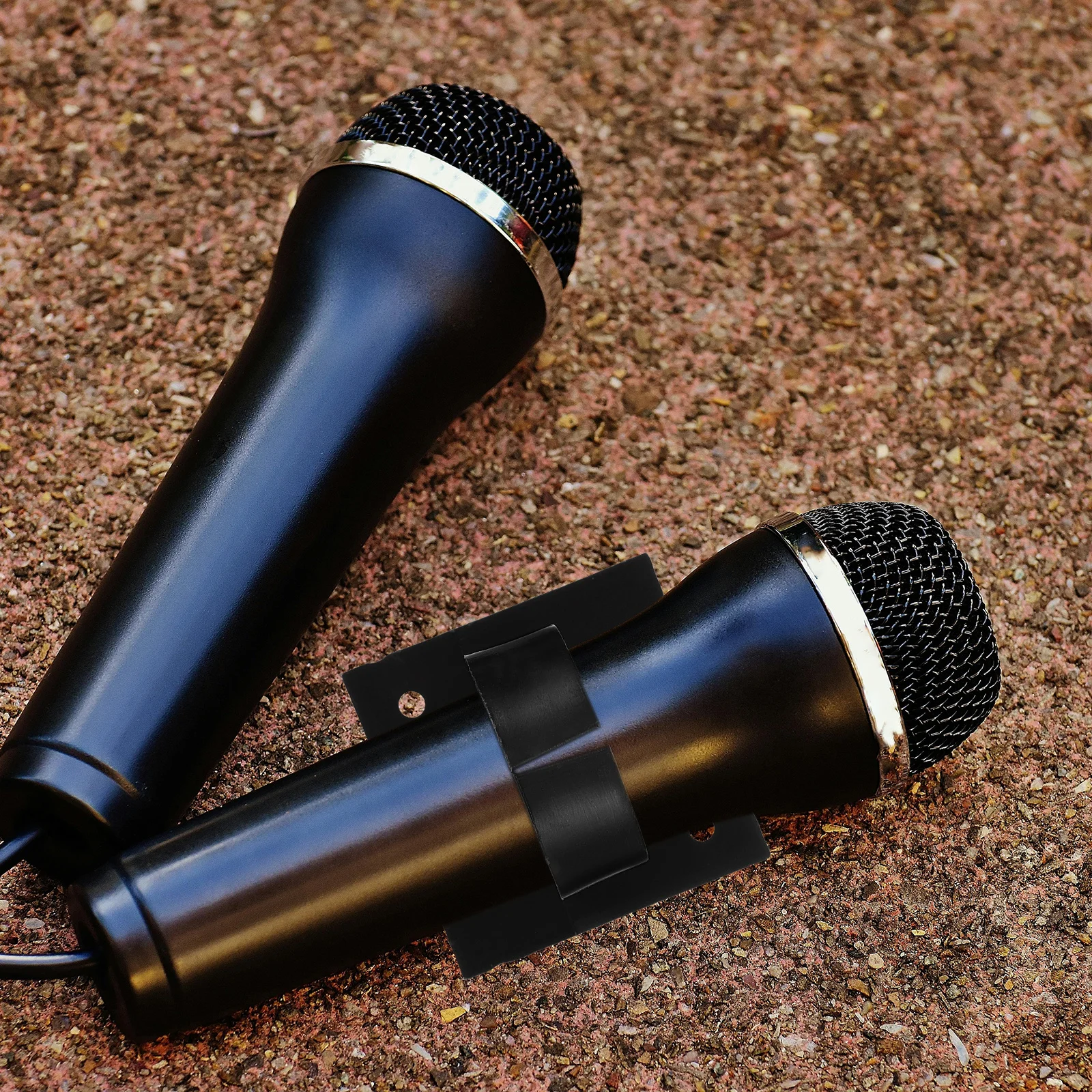 

4pcs Mic Stand Clip Universal Holder for Microphone Logo Flag Station Wireless Mount No Adhesive