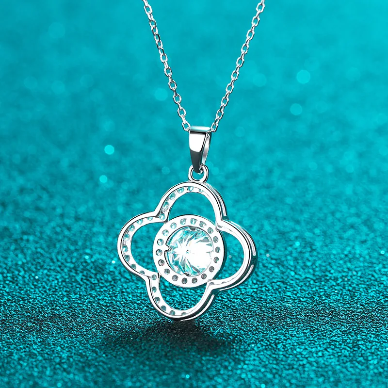 1.0ct مويسانيتي S925 قلادة فضية المعلقات للنساء مطلي Pt950 الجوف الزهور قلادة ساحرة مجوهرات الأزياء بالجملة