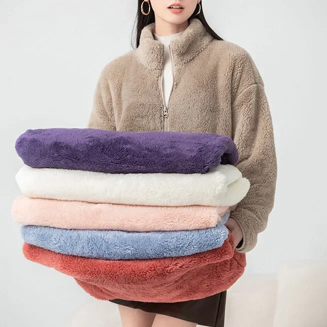 سترة عادية من الصوف المرجاني للأزواج الرجال نمط قصير الخريف الشتاء وصول جديد نسخة سميكة من الصين