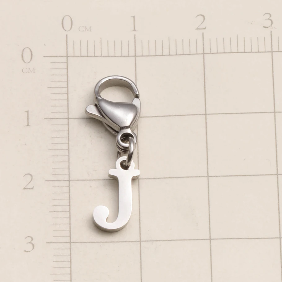 A-Z Alphabet-Schlüsselanhänger mit Karabinerverschluss, Edelstahl-Initialen-Anhänger, Schmuck für DIY-Rucksack, Handtasche, Personalisierte Geschenke – Detail 12