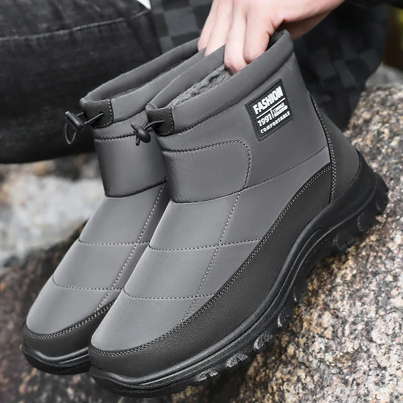 Botas de invierno, zapatos altos de algodón para hombres, botas de nieve gruesas de terciopelo para exteriores, zapatillas cálidas antideslizantes impermeables para hombres