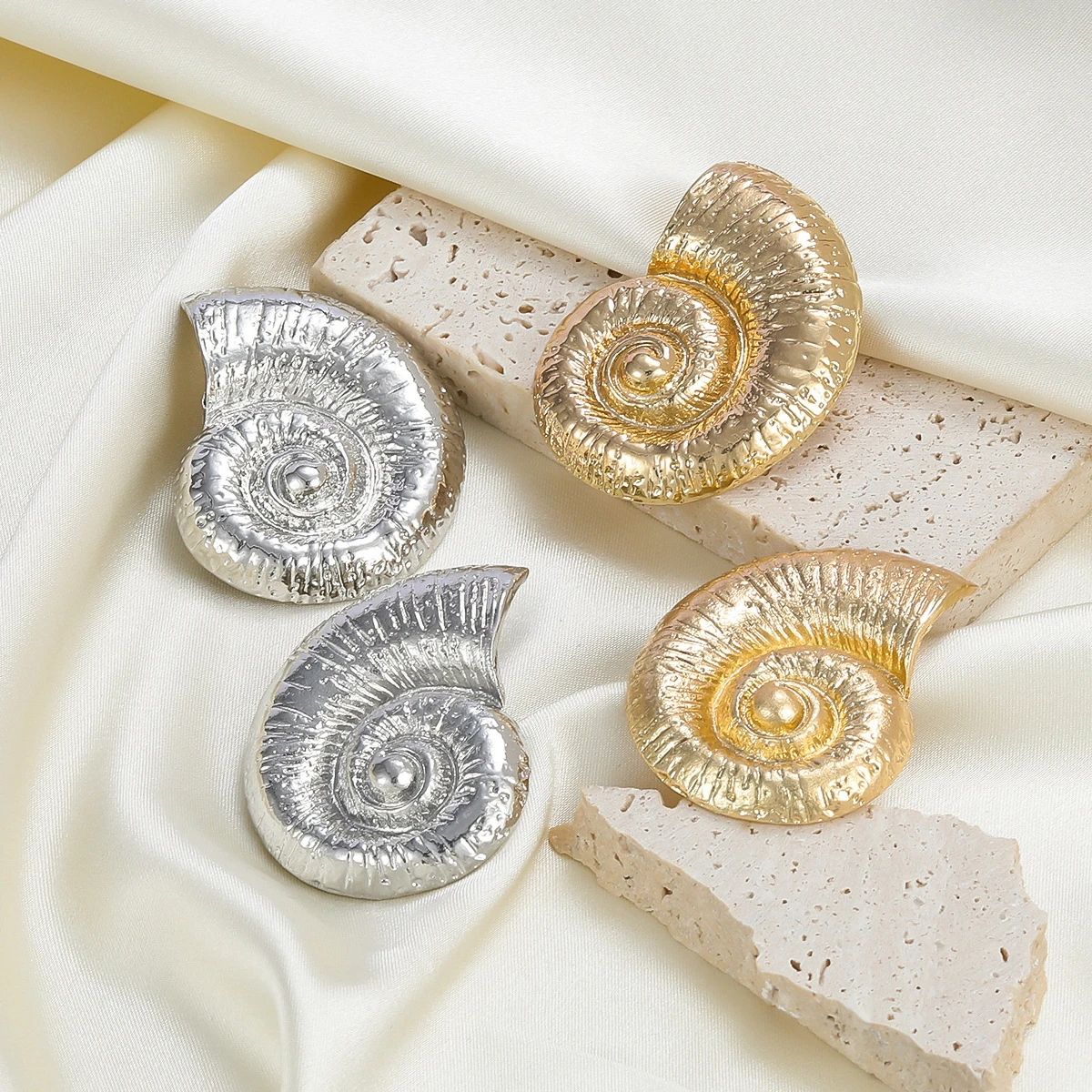 2024 Conch Earrings Metal Earring for Women Holiday Jewelry Wholesale Gift