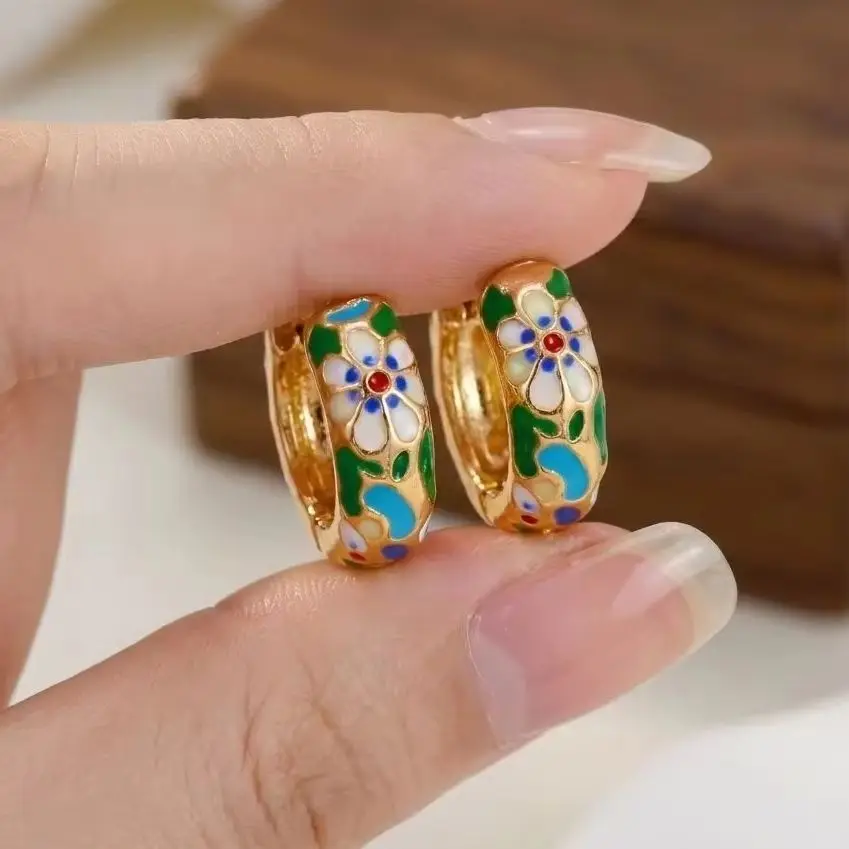 

Boho Multicolor Enamel Flower Hoop Earrings for Women Vintage Dripping Oil Flowers Circle Round Earring Party Statement Jewelry