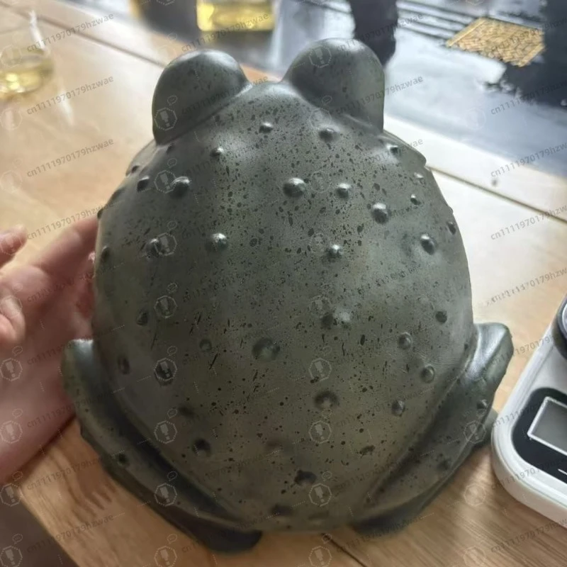 Funny Toad Tissue Holder Creative Bathroom Toilet Paper Roll Holder Resin Animal Decor