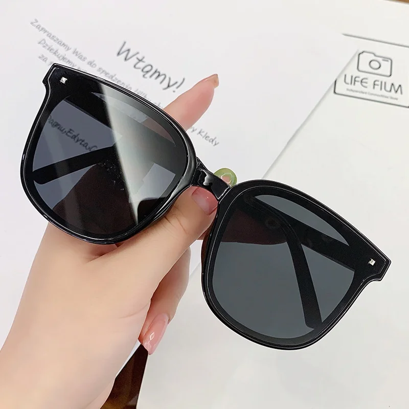 Unisex Trendy UV Protection Brown Lens Sunglasses for Men Ins Fashion Black Square Frame Eyeglasses Women Eyewear Shades for image 3