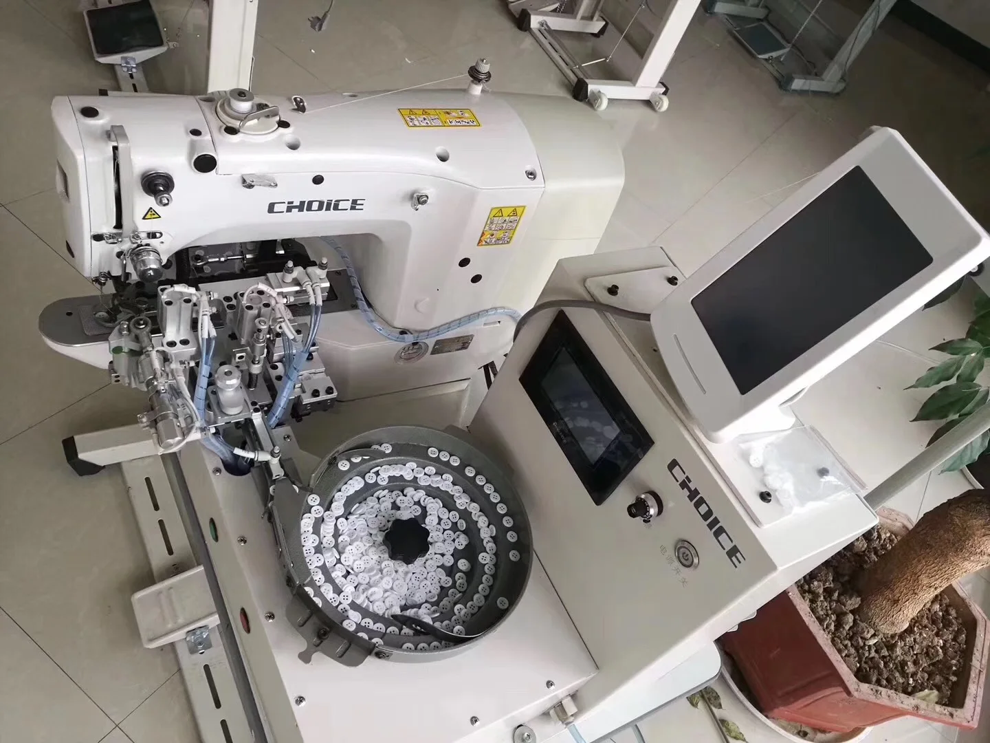 GC1903D-AT Full Function Automatic Button Attaching Sewing Machine With Intelligent Motor Feed