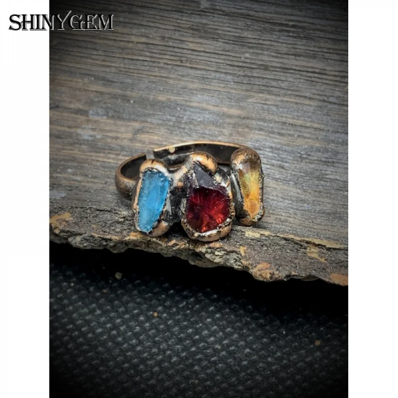 SHINYGEM ثلاثة حجر طبيعي خام غير منتظم مصنوع يدويًا بحواف برونزية قوطية خاتم مجوهرات أنيق هدية #1