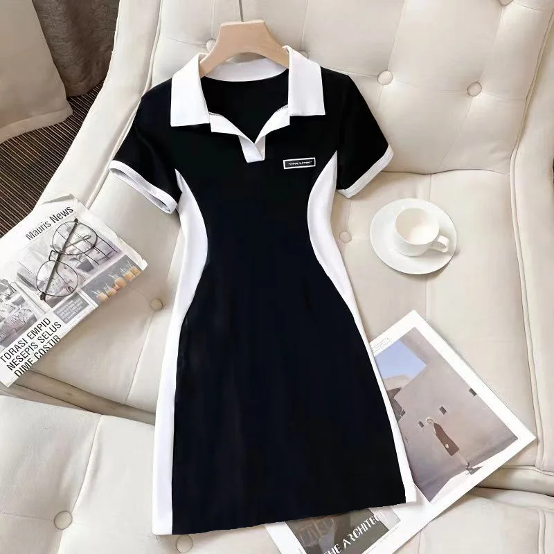 New large-size summer versatile and thin color matching design belly-covering dress