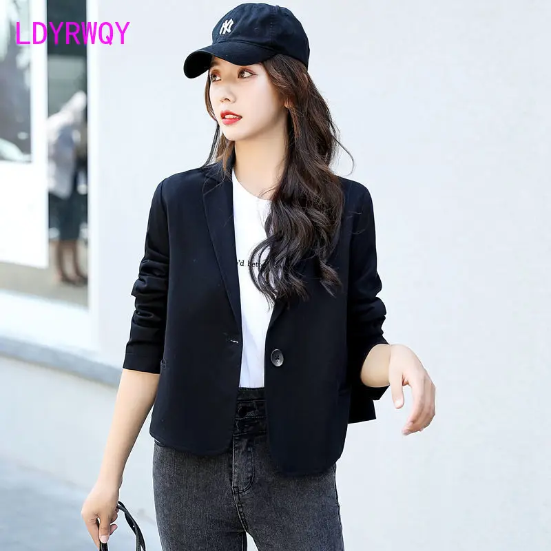 The 2022 Spring Festival Korean version of the loose casual design of women in suits Polyester