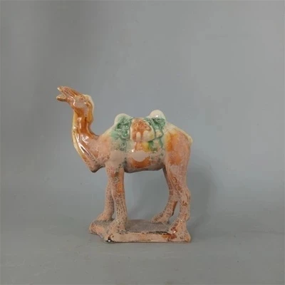 Exquisite antique pottery ornaments of three colors of the Tang Dynasty camels