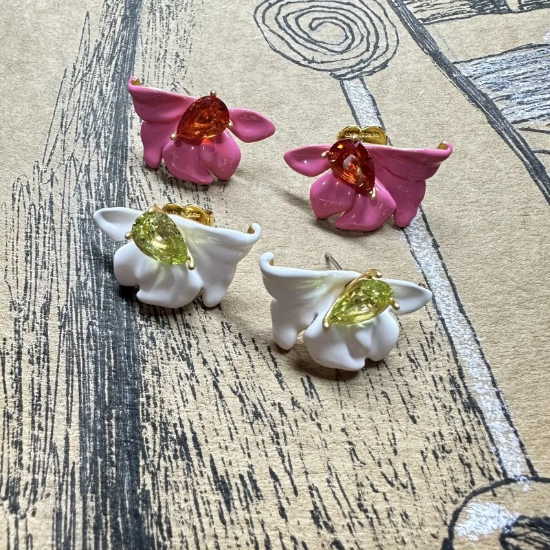 Fashion new sweet enamel glaze rustic style flowers shiny zirconia symmetrical earrings flash diamonds two colors