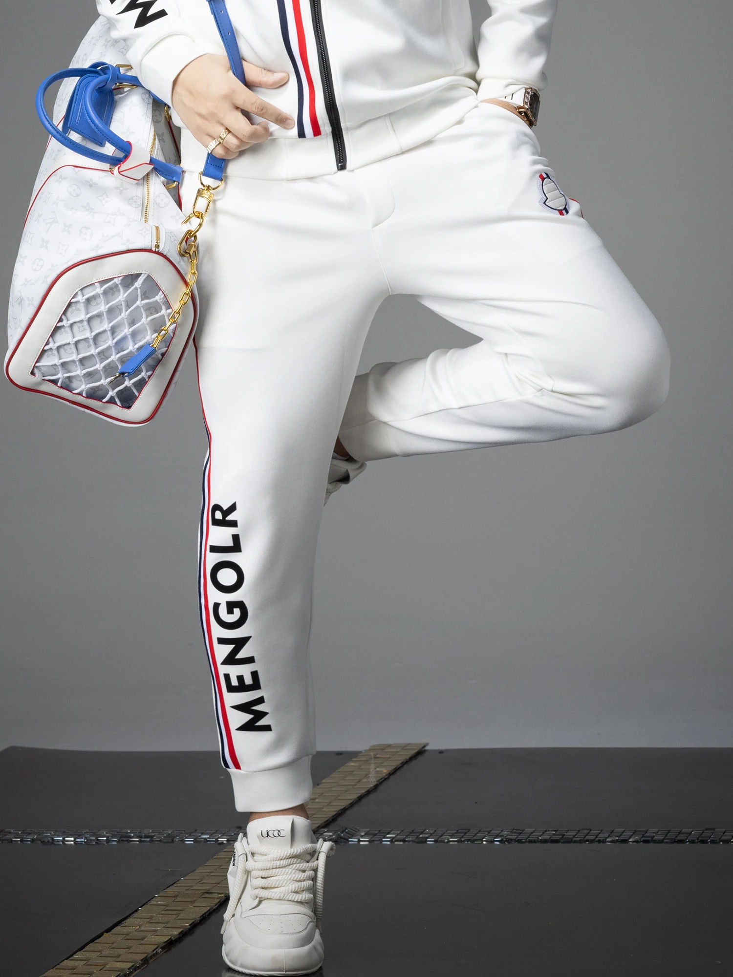 

Модные мужские повседневные брюки в полоску, осенние новые длинные брюки, стильные спортивные штаны с манжетами, свободный крой