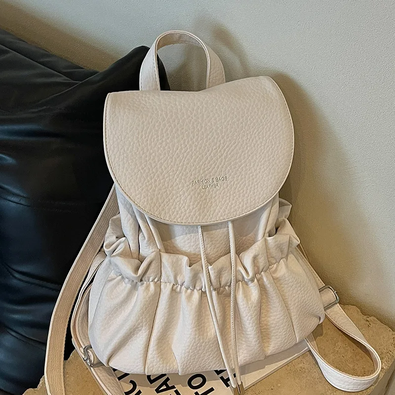 2026 New Casual Large Capacity Water Bucket Schoolbag for Girls INS Fashion Tote Shoulder Bag Versatile Commute Travel Backpack
