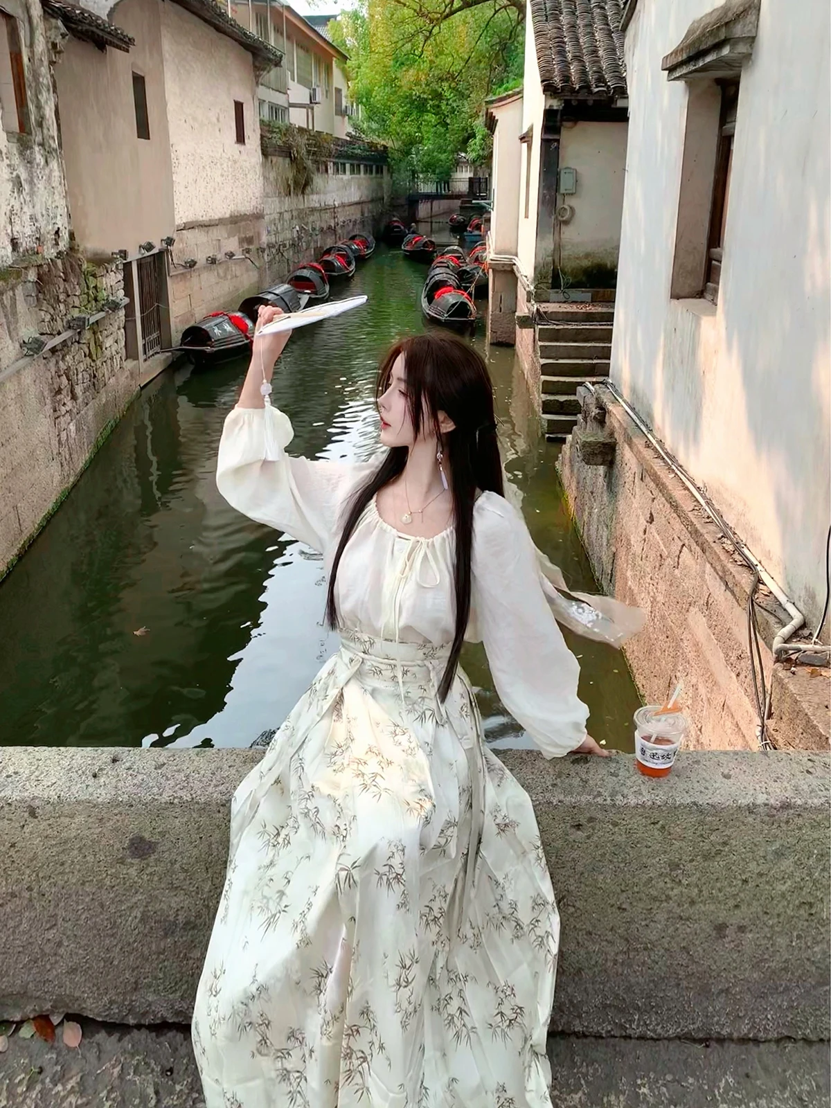 

Новый китайский костюм из двух предметов: юбка с вышивкой и топ, розовый, весенний, женский, в стиле фэйон