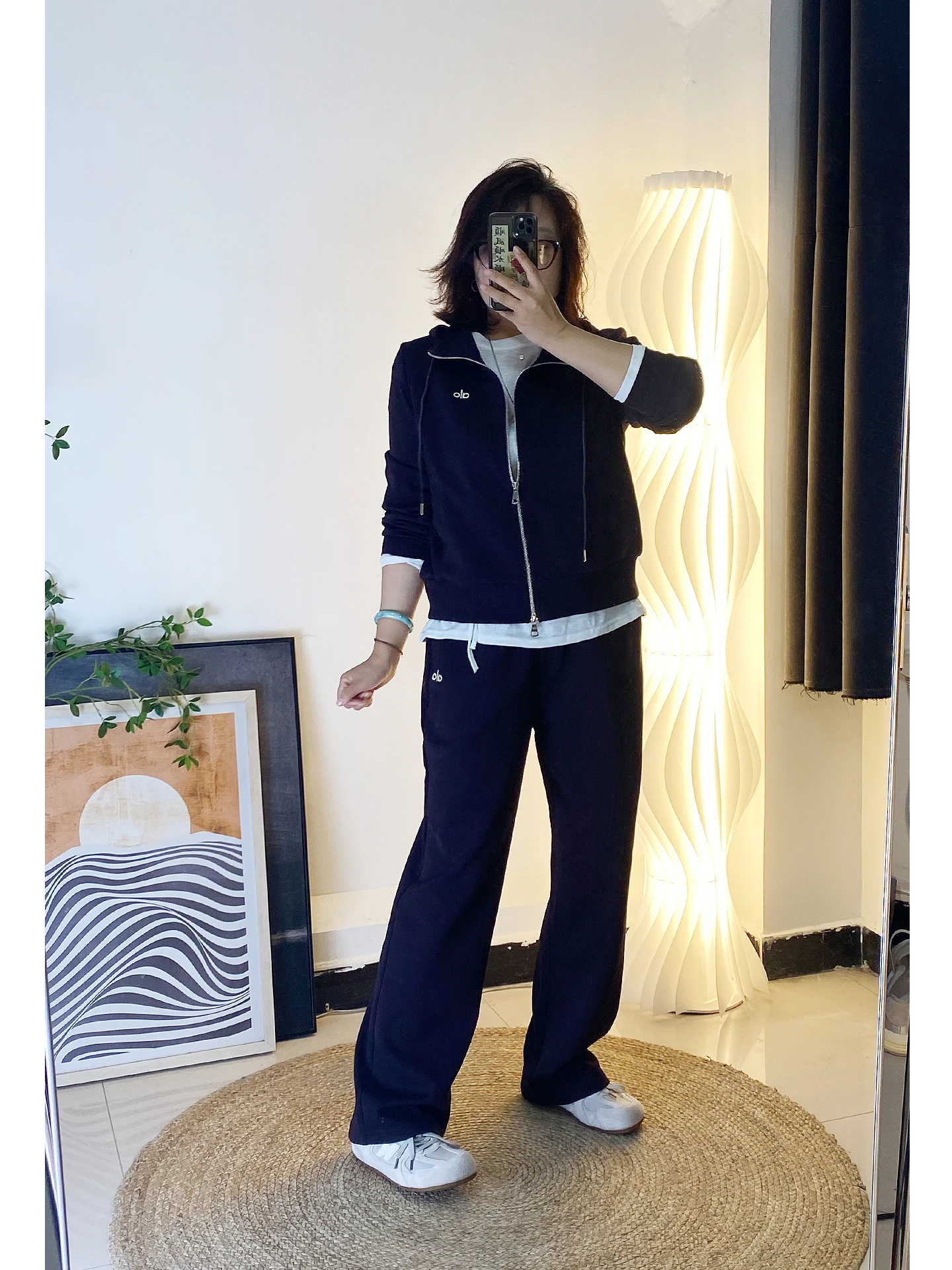 

Комплект из свободного хлопкового худи и брюк прямого кроя больших размеров для женщин: повседневная одежда, удобная, дышащая, в уличном стиле