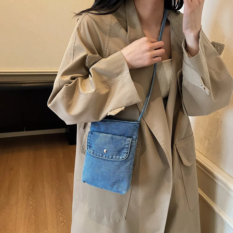 

2025 New Vintage Square Bag for Women, Soft Textured Small Crossbody Purse, Retro Shoulder Bag, Minimalist and Elegant