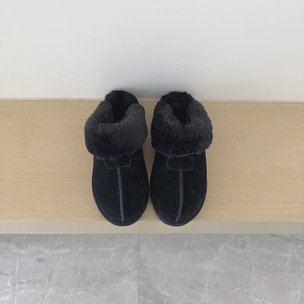 Winterliche Indoor-Beidou-Hausschuhe aus Schaffell und Fell für Frauen und Kinder. Weiche Hausschuhe mit flachem Absatz für den Außenbereich. – Detail 15