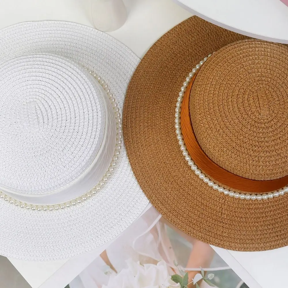 قبعة من القش ذات حافة واسعة للحماية من الأشعة فوق البنفسجية، سلسلة لؤلؤية، قبعة شمسية مسطحة قابلة للتنفس، مريحة في الارتداء، قبعة صياد نسائية خفيفة الوزن