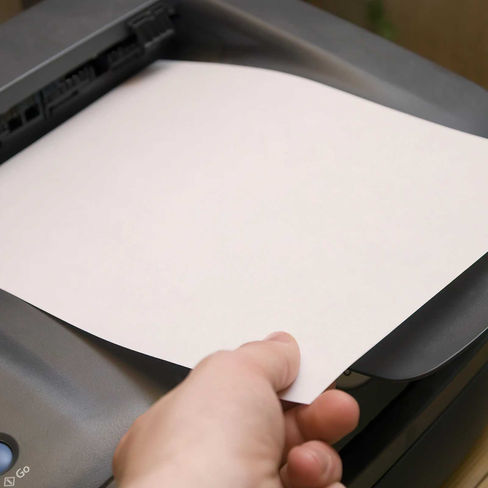 ورق لاصق فينيل قابل للطباعة A5 أوراق ملصقات فارغة للطابعة ملصقات لاصقة مقاومة للماء ورق لاصق متعدد الاستخدام لـ