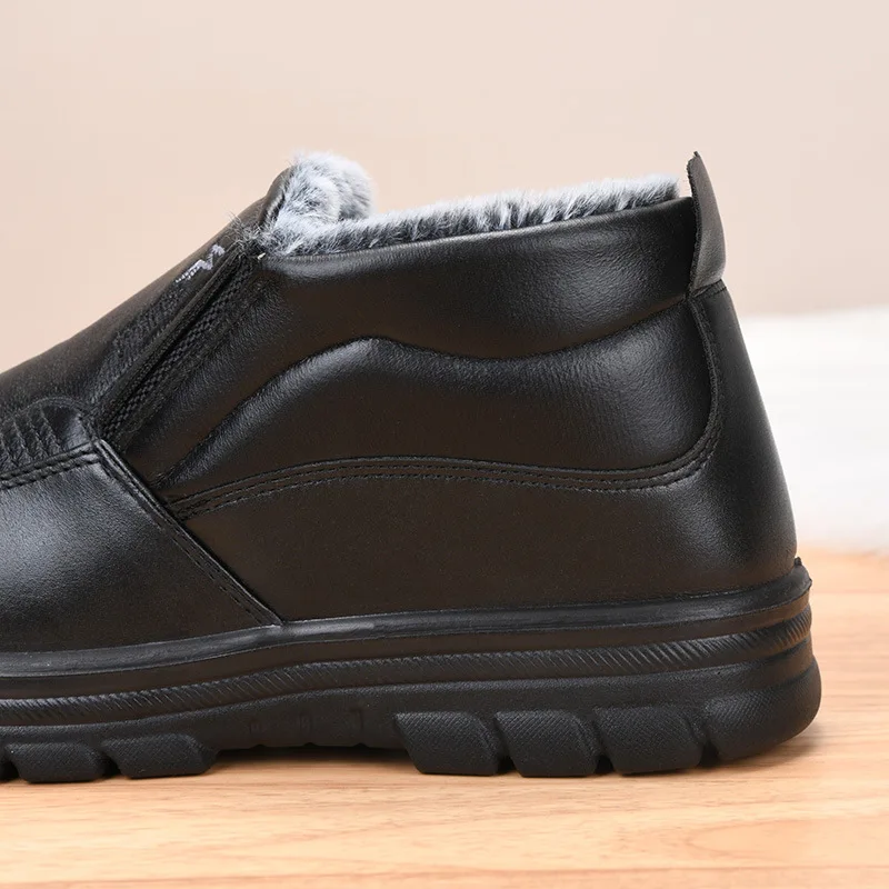 Herren-Winterstiefeletten mit Fleece-Futter, seitlichem Reißverschluss, rutschfester Sohle und Kunstlederobermaterial, warme und bequeme Alltagsschuhe für ältere Herren. – Detail 13