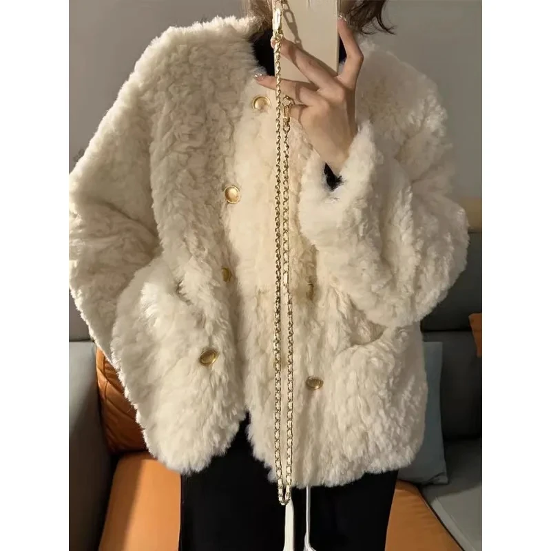 Small Chanel style lamb wool jacket for women 2024 winter new small size loose thickened white fur top cotton coat