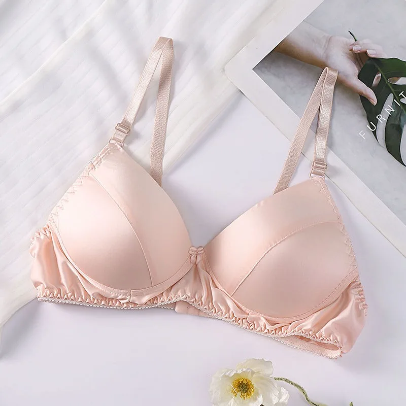Women's Seamless Silk Lined Lingerie - usage example