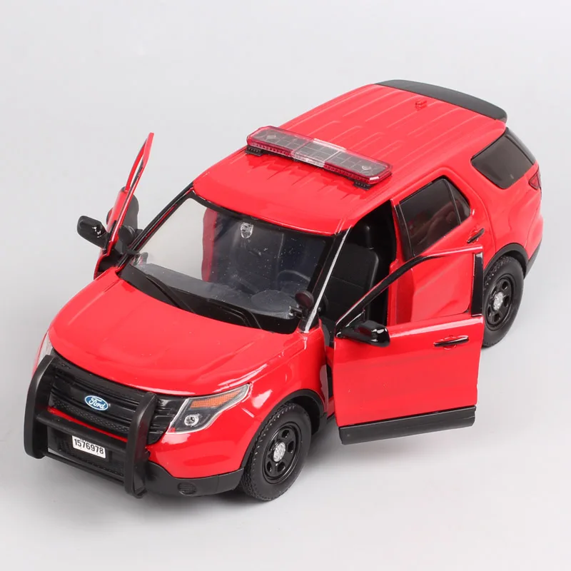 

Motormaxtoy 1:24 Ford Explorer 2015 Alloy Car Diecasts & Toy Vehicles Car Model Miniature Scale Model Car Toys For Children
