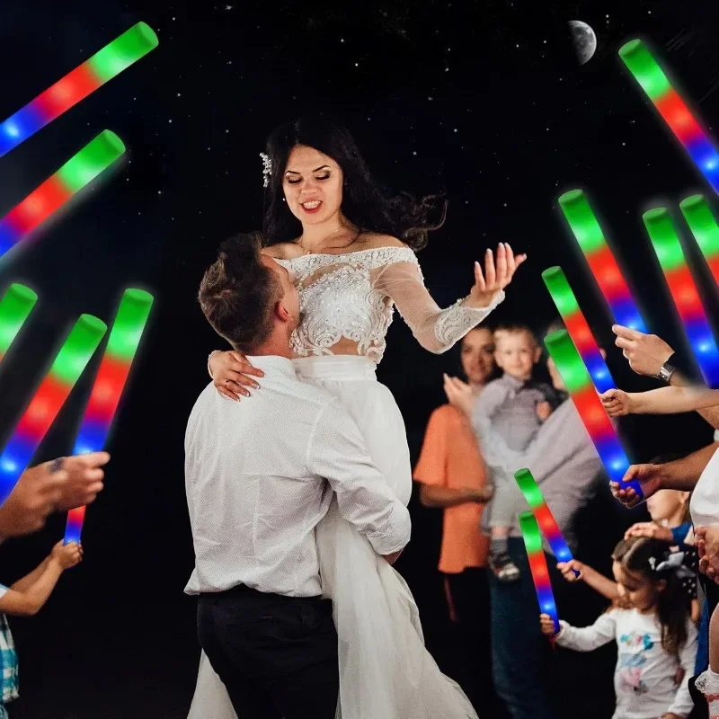 

Популярные 100-шт пенопластовые светящиеся палочки для вечеринок, объемные светодиодные пенопластовые светящиеся палочки с 3 режимами цвета, мигающие светящиеся товары для вечеринок