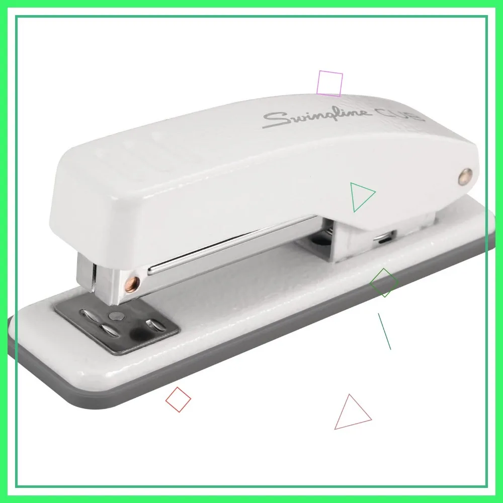 

Компактный настольный степлер, емкость 20 листов, металлическая конструкция в арктическом белом цвете для использования без замятия.