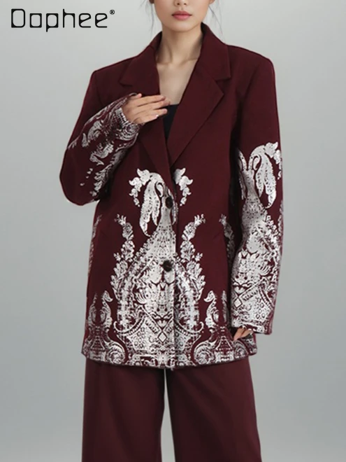 

2025 New European American Personality High-end Heavy Metal Print Retro Elegant Commuter Style Loose Slim Woolen Blazer Women