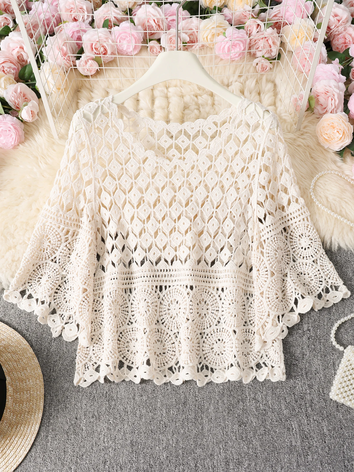 Damen Frühling Sommer Strickpullover mit Rundhalsausschnitt Mittellange Ärmel Gehäkeltes Modisches Bequemes Oberteil