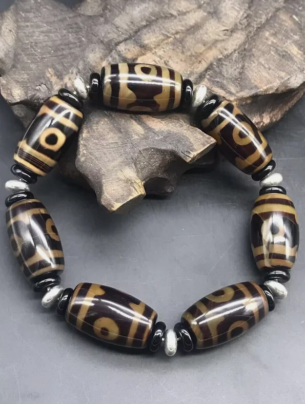 Tibetan Dragon Vein Old Agate Dzi * 3 eyes * Beads Bracelet M3188