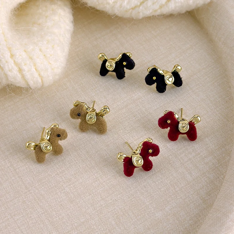 Minar 2025 Autumn Winter New Red Coffee Black Color Plush Velvet Cartoon Horse Coin Stud Earrings for Women Mujer Birthday Gifts
