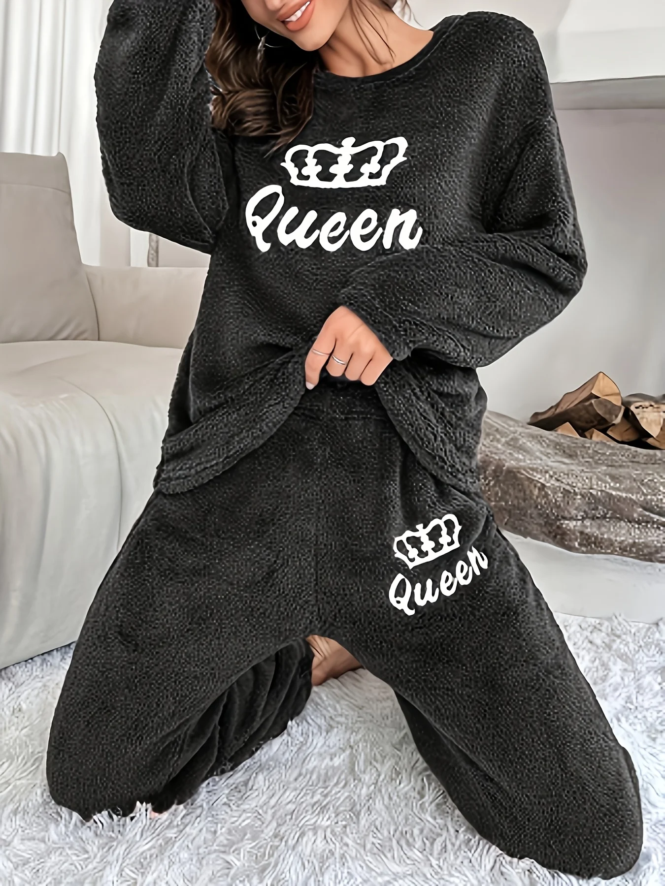 Women's plus-size velvet pajama set, featuring a long-sleeve top and matching pants, comfortable winter sleepwear - view 2