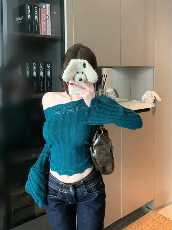Korean Style One-Shoulder Twist Hollow Knitted Sweater Women's Autumn Overhead Slimming Waist Design Long Sleeve Top