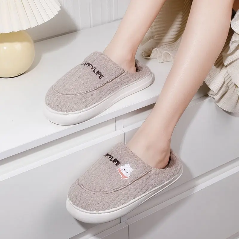 

Женские плюшевые тапочки с милым кроликом, нескользящие домашние тапочки на толстой подошве, теплая уютная домашняя обувь на зиму