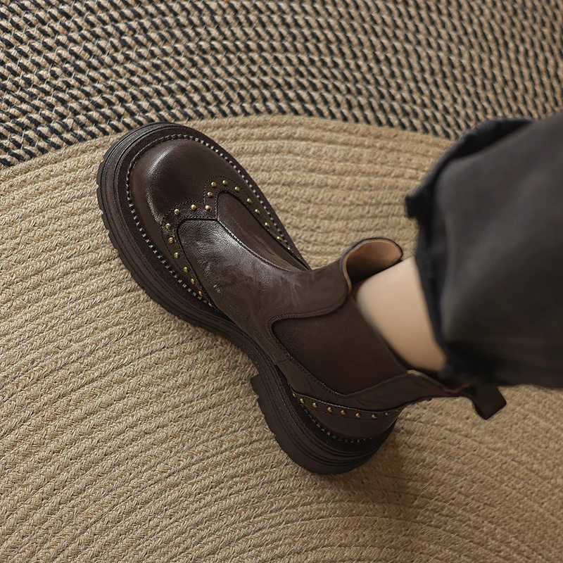 bottes-chelsea-courtes-a-bout-rond-marron-avec-rivets-bottes-a-semelle-epaisse-tendance-pour-femmes-bottes-chaudes-d'hiver-a-semelle-en-caoutchouc