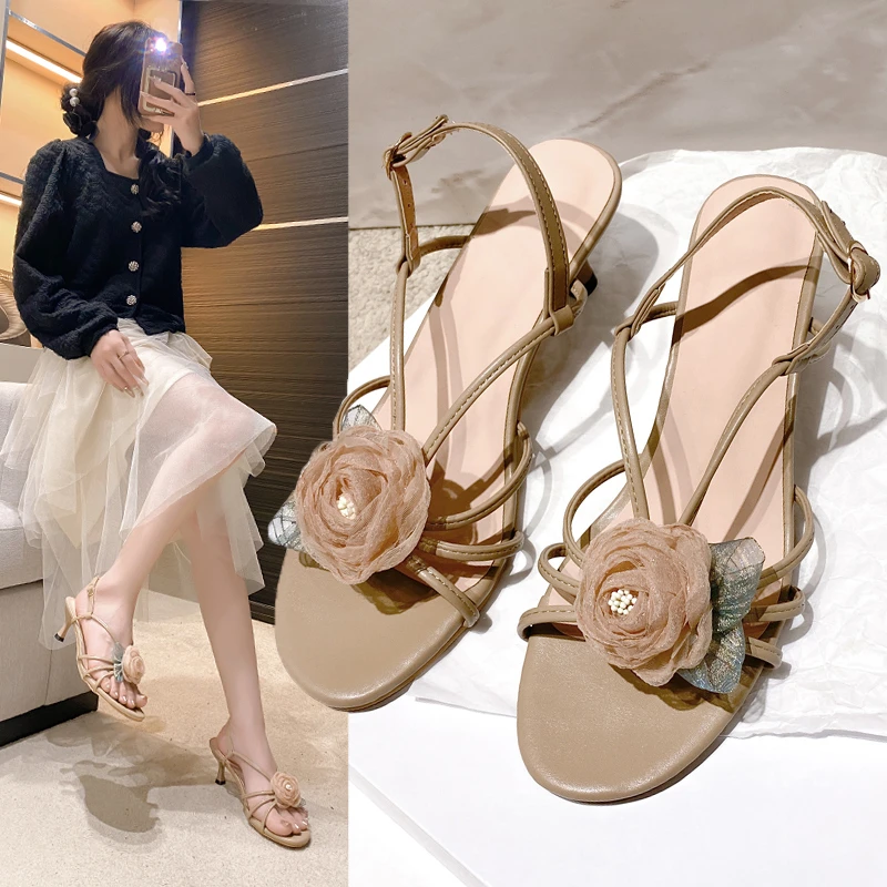 Camellia Sandals Women's 2024 Summer New Style Fine Belt Combination Round Head Banquet High Heels Fashion Women's Sandals