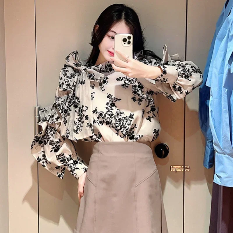 Kuzuwata Vintage Blusas Mujer De Moda 2023 Đứng Cổ Băng Đô Nơ Áo Kiểu Nhật Bản Xù Dài Tay In Hoa Áo Sơ Mi