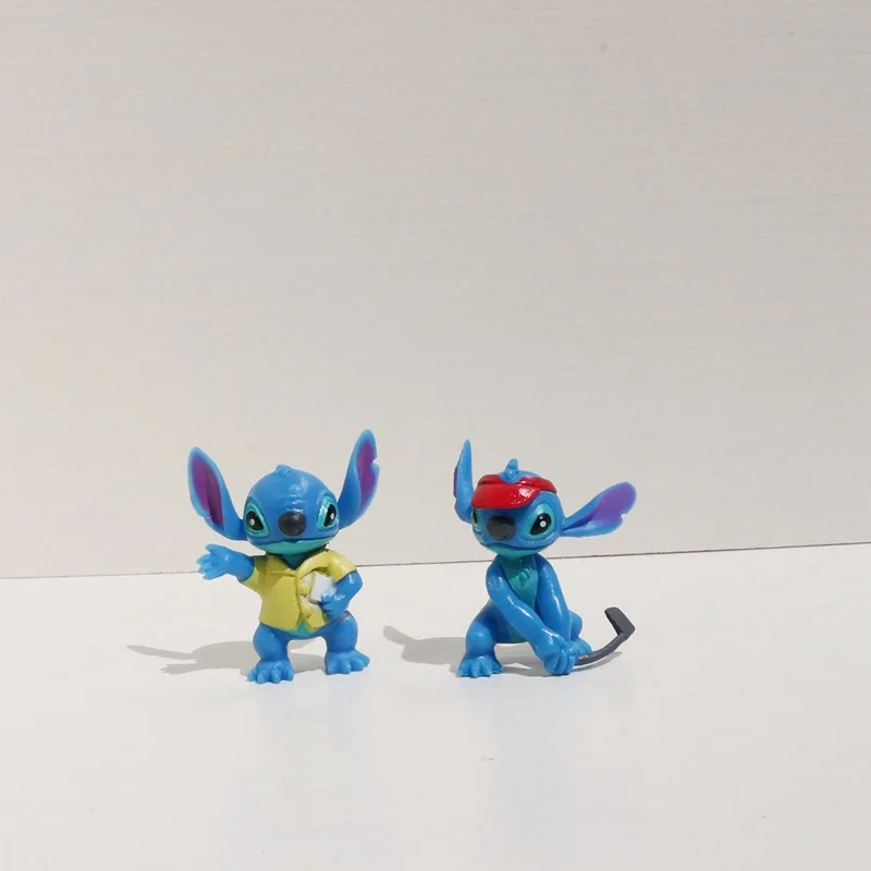 Figurki Stitch z kreskówek, lalki, zabawki, dekoracje do wnętrza samochodu, na biurko, figurki anime, miniatury, ozdoby, akcesoria, prezenty dla dzieci.