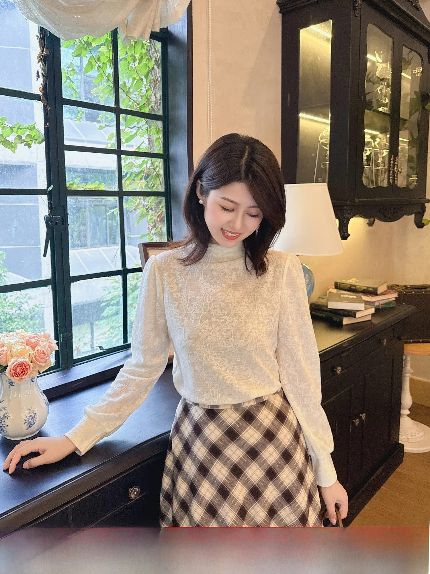 

Zillal Фиолетовая кружевная основа irt Женская белая футболка с высоким воротником и внутренней одеждой Топ French Sle Slim Fit Long Sve