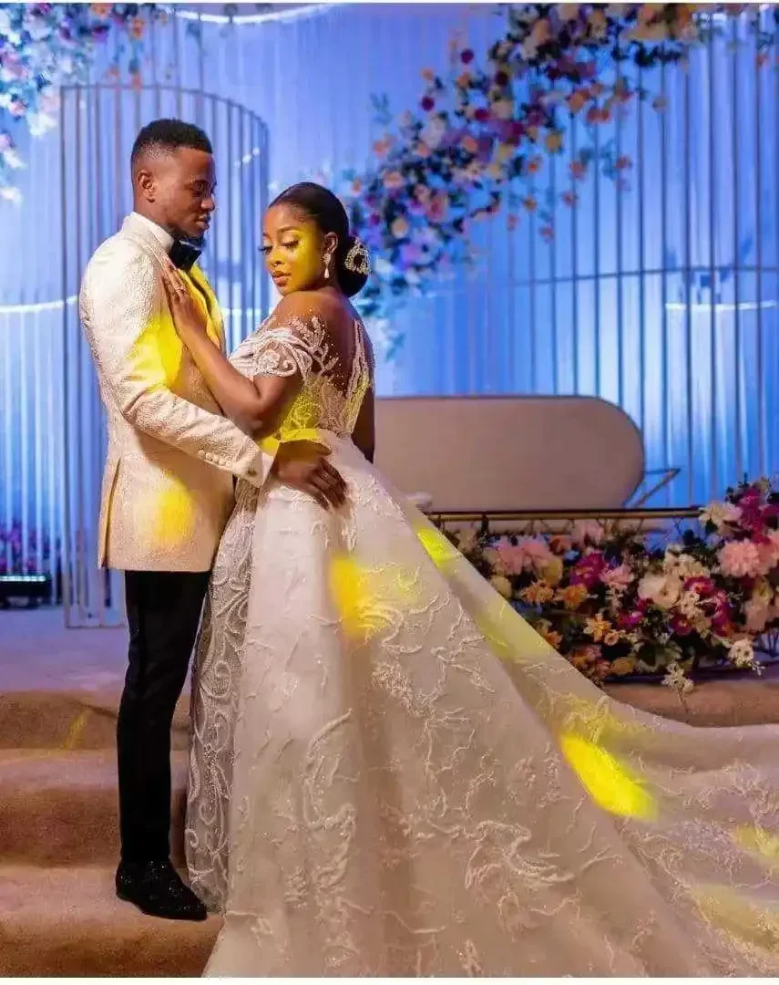 Robe de mariée africaine personnalisée en dentelle sirène détachable, manches longues, personnalisation